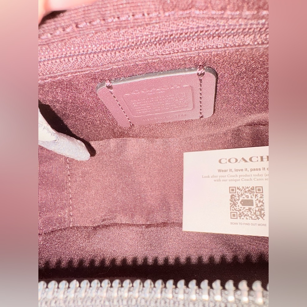 🖤 NWT Coach Mini Carmen Crossbody in Pebble Leather - CT774 - Picture 11 of 14